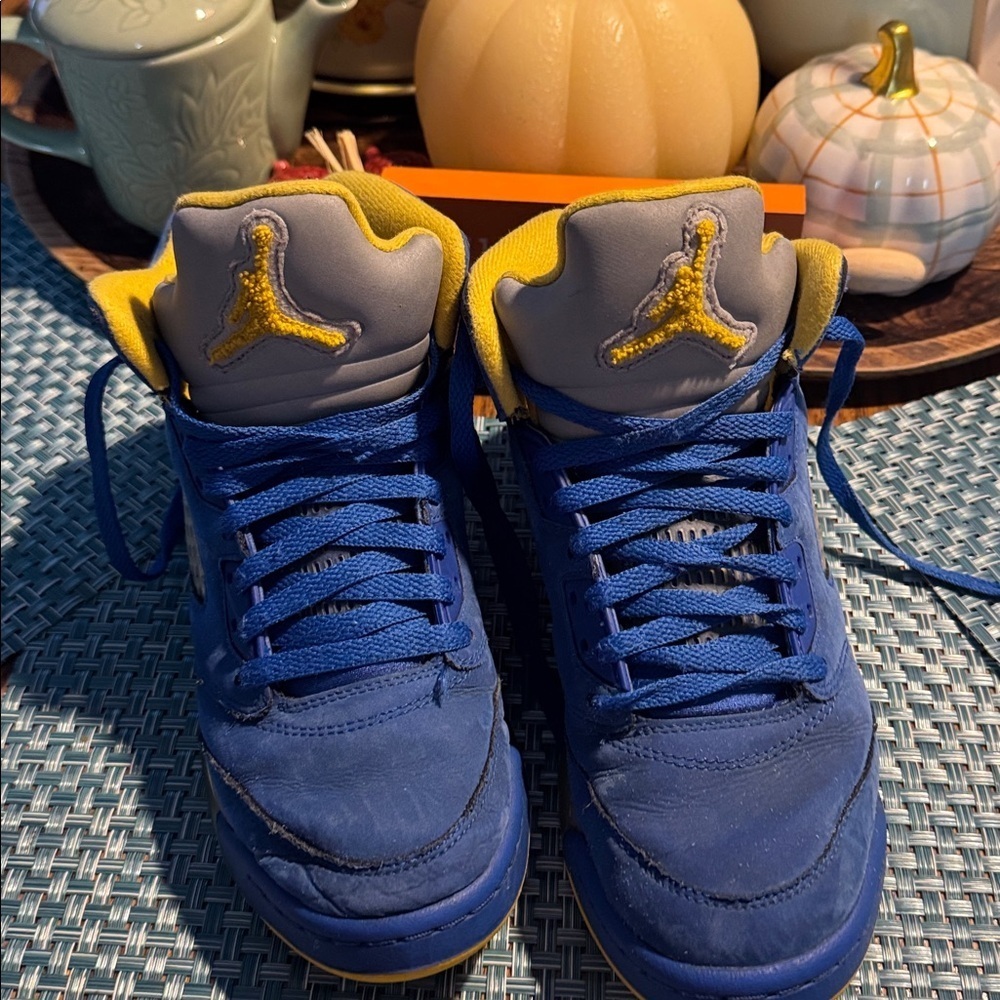 Nike Air Jordan 5 Retro Laney Varsity Royal Y7 or Womens 8.5 AJ5